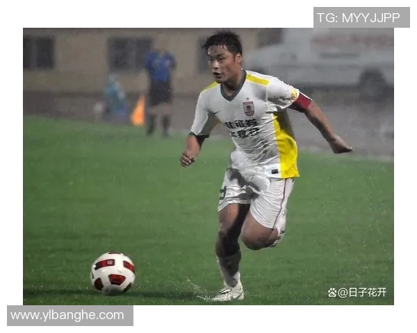 足球明星孩子为偶像加油却意外支持错误球队引发热议 足球明星孩子为偶像加油却意外支持错误球队引发热议